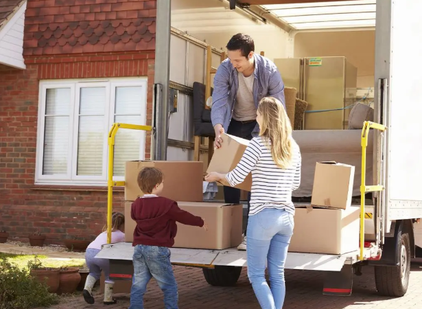How a House Removals Company Can Make Your Moving Day Stress-Free